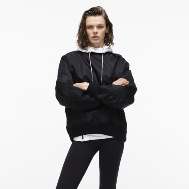 E-Comm: Reebok x Victoria Beckham